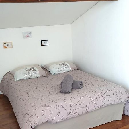 Le Cocon De David Apartment Ales Exterior photo